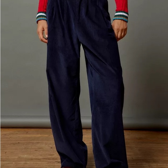 BDG Grandpa Cordurory Baggy Trouser Pants in Navy. Size 0 (Waist - 14.5) - Picture 2 of 5